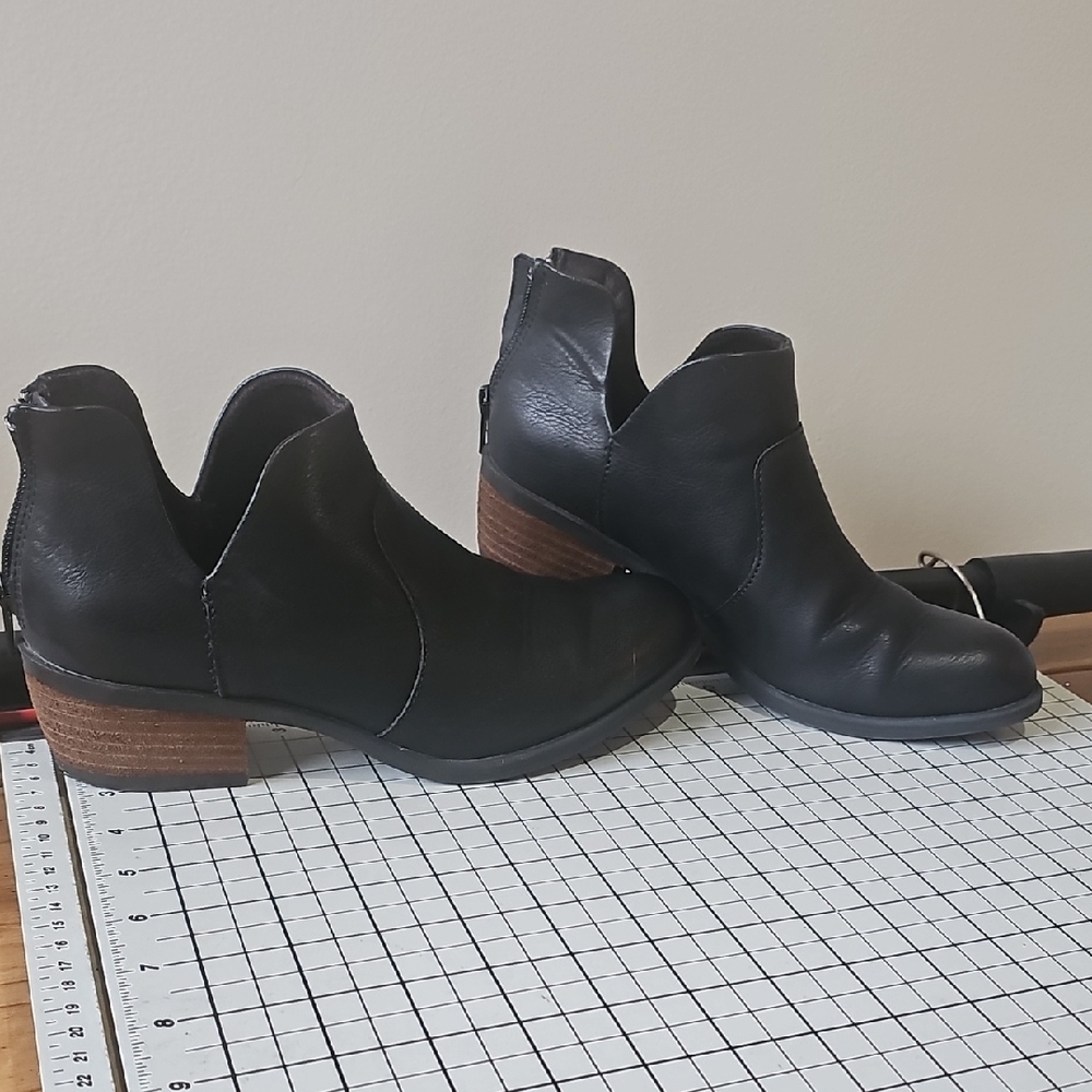 boc Black Leather Cutout Ankle Booties with Stacked Brown Heel